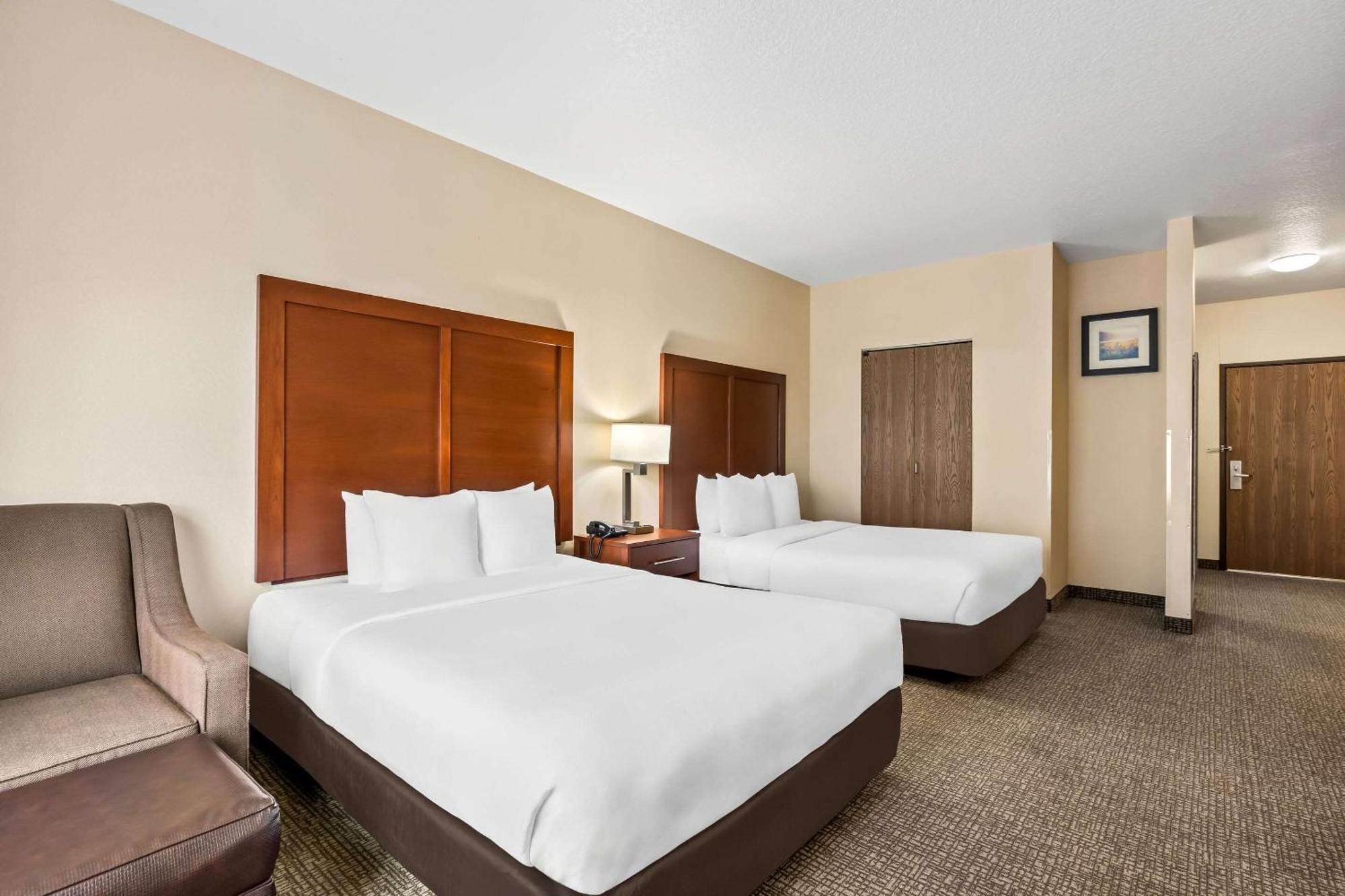 Comfort Inn & Suites Hermiston Exterior foto
